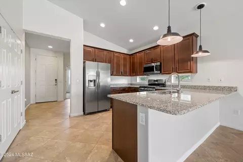 11301 E Squash Blossom Loop, Tucson, AZ 85747 photo 15