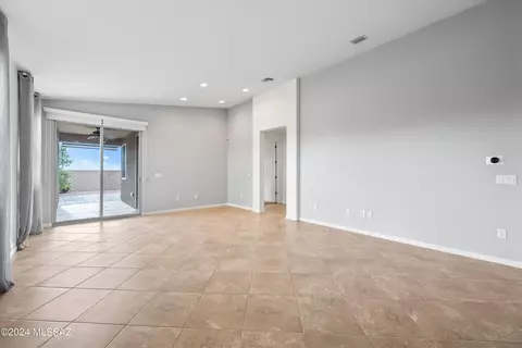 11301 E Squash Blossom Loop, Tucson, AZ 85747 photo 9