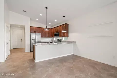 11301 E Squash Blossom Loop, Tucson, AZ 85747 photo 14