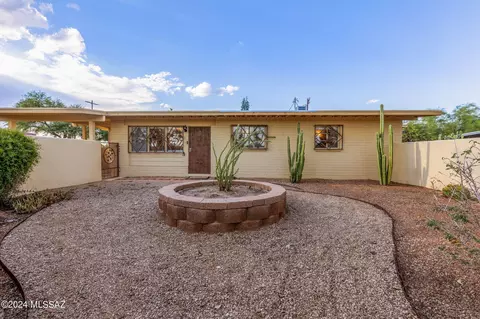 6313 E Colgate Dr, Tucson, AZ 85710 photo 3