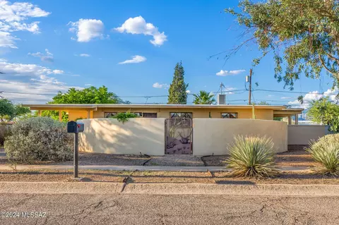 6313 E Colgate Dr, Tucson, AZ 85710