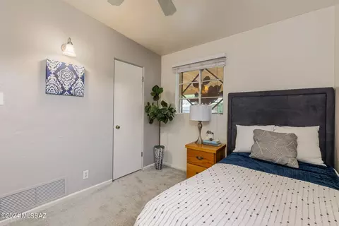 6313 E Colgate Dr, Tucson, AZ 85710 photo 18