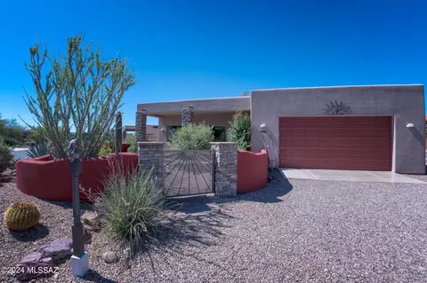 2080 S Diamond D Dr, Tucson, AZ 85713