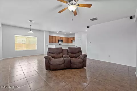 2089 W Cave Cotton Loop, Benson, AZ 85602 photo 12