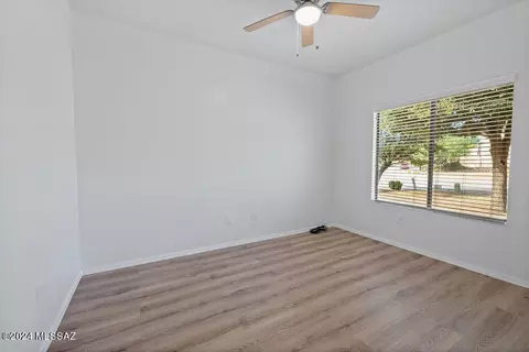 2089 W Cave Cotton Loop, Benson, AZ 85602 photo 4