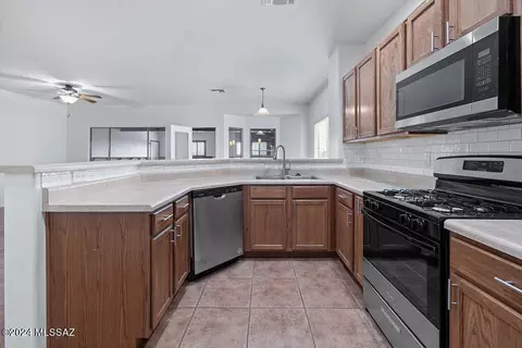 2089 W Cave Cotton Loop, Benson, AZ 85602 photo 15