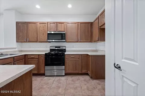 2089 W Cave Cotton Loop, Benson, AZ 85602 photo 14