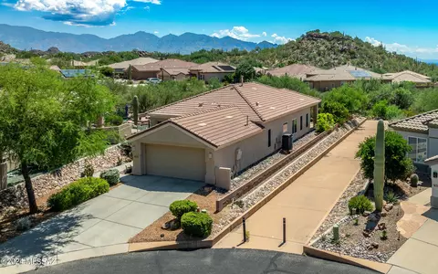 13616 N Gold Cholla Pl, Marana, AZ 85658