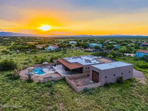 9450 E Still Springs Pl, Vail, AZ 85641 photo 2