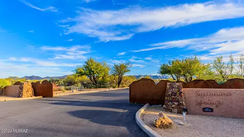 9450 E Still Springs Pl, Vail, AZ 85641