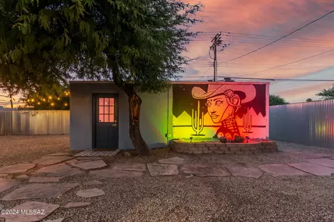 3955 E 2nd St, Tucson, AZ 85711