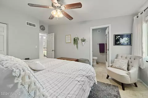 Bedroom - 6938 N Eclipse Pl, Tucson, AZ 85741 photo 2 of 4