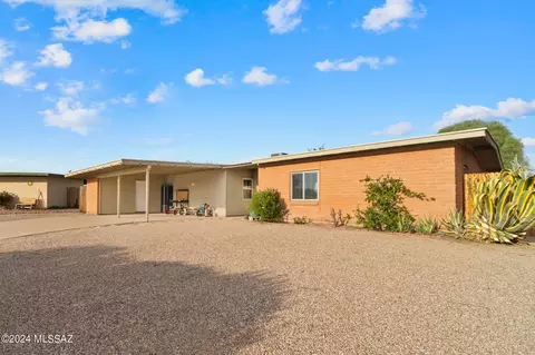6938 N Eclipse Pl, Tucson, AZ 85741