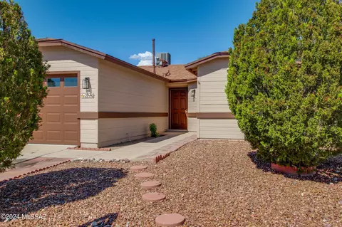 2710 W Firebrook Rd, Tucson, AZ 85741