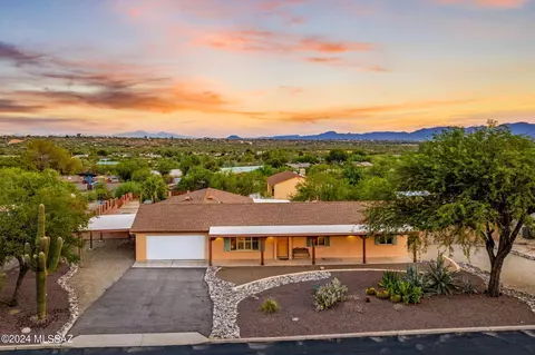 1691 W Cascabella Dr, Tucson, AZ 85737