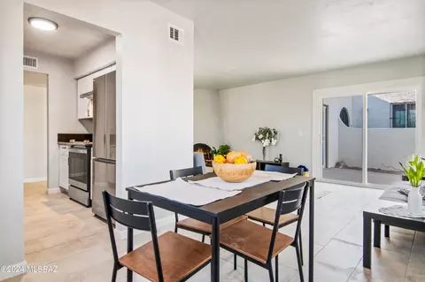 Dining - 600 E River Rd #C, Tucson, AZ 85704 photo 1 of 2