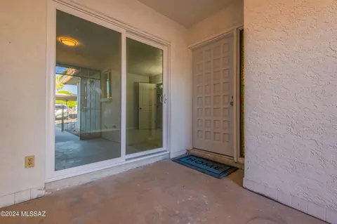 Exterior - 600 E River Rd #C, Tucson, AZ 85704 photo 3 of 9