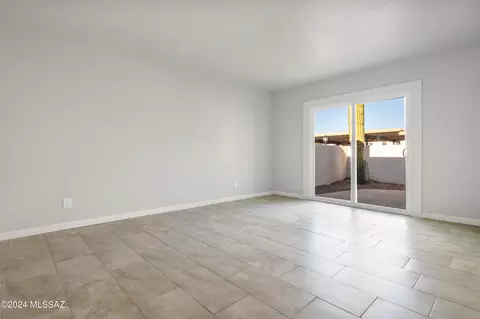Living - 600 E River Rd #C, Tucson, AZ 85704 photo 2 of 2