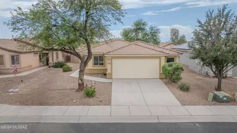11109 W Golden Willow Dr, Marana, AZ 85653