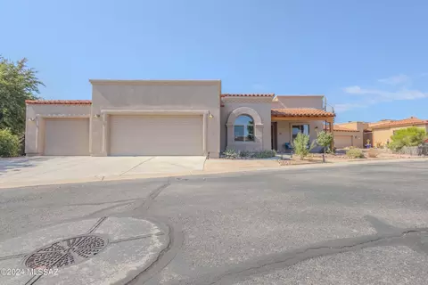 83 Avellana Ct, Tubac, AZ 85646