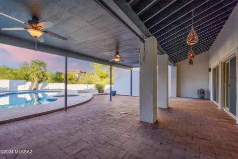 5381 E River Rd, Tucson, AZ 85718 photo 38