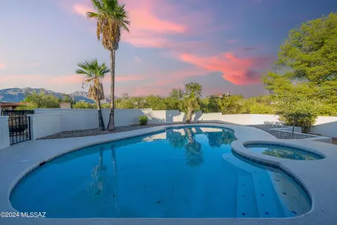 5381 E River Rd, Tucson, AZ 85718 photo 3
