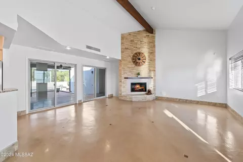 5381 E River Rd, Tucson, AZ 85718 photo 6