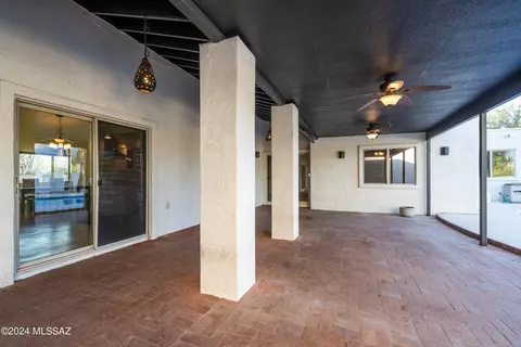 5381 E River Rd, Tucson, AZ 85718 photo 37