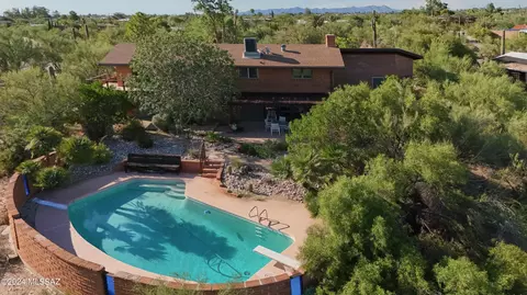 5620 N Maria Dr, Tucson, AZ 85704