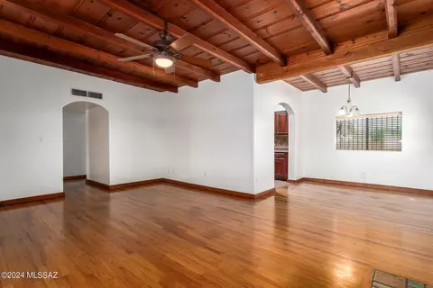 25 E Mohave Rd, Tucson, AZ 85705 photo 4