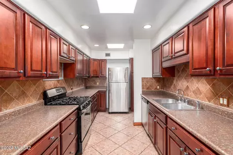 25 E Mohave Rd, Tucson, AZ 85705 photo 12