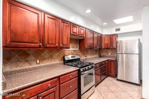 25 E Mohave Rd, Tucson, AZ 85705 photo 13
