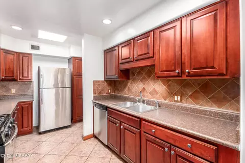 25 E Mohave Rd, Tucson, AZ 85705 photo 14
