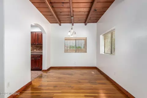 25 E Mohave Rd, Tucson, AZ 85705 photo 9