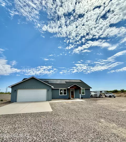 5041 S Powerline Pl, Safford, AZ 85546
