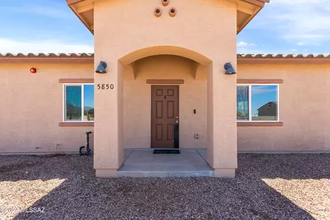 5850 Spencer Ave, Tucson, AZ 85757