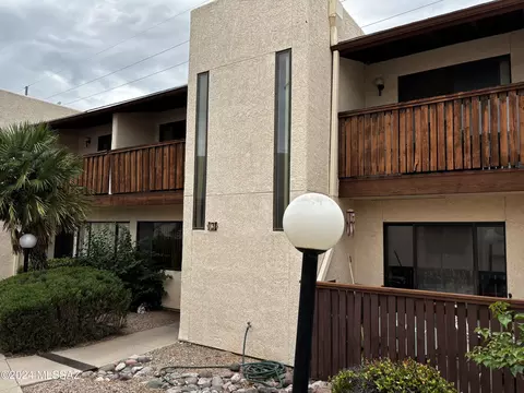 9420 E Speedway Blvd #6, Tucson, AZ 85710