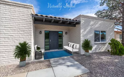 1005 S La Higuera, Green Valley, AZ 85614