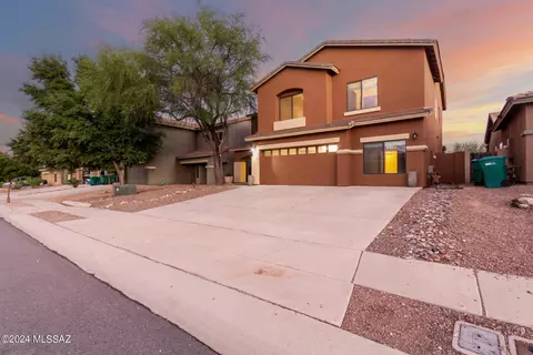 55 W Calle Tierra Serena, Sahuarita, AZ 85629