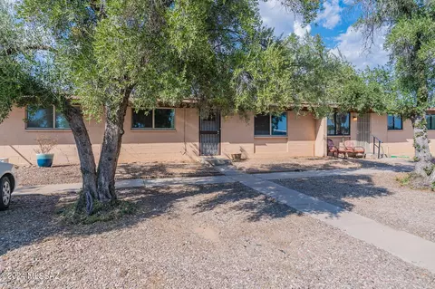 1532 W Knox St, Tucson, AZ 85705
