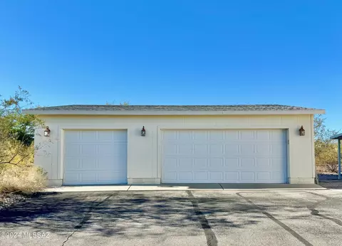 11622 S Mary Jane Warner Dr, Vail, AZ 85641