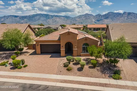 13240 N Downy Dalea Ct, Oro Valley, AZ 85755