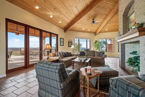 Living - 20705 E Marsh Station Rd, Vail, AZ 85641 photo 1 of 4