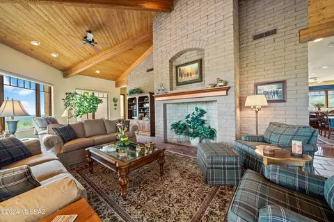 Living - 20705 E Marsh Station Rd, Vail, AZ 85641 photo 3 of 4
