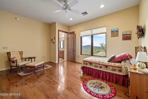 Bedroom - 20705 E Marsh Station Rd, Vail, AZ 85641 photo 4 of 5