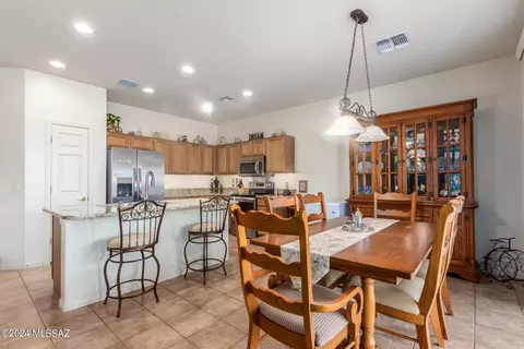 10599 E Rose Hill St, Tucson, AZ 85747 photo 6