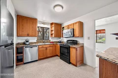 Kitchen - 1441 E Spring St, Tucson, AZ 85719 photo 3 of 3