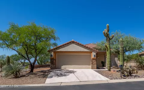 13437 N Heritage Canyon Dr, Marana, AZ 85658