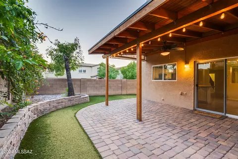 4136 E Babbling Brook Dr, Tucson, AZ 85712 photo 48