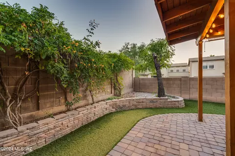 4136 E Babbling Brook Dr, Tucson, AZ 85712 photo 17